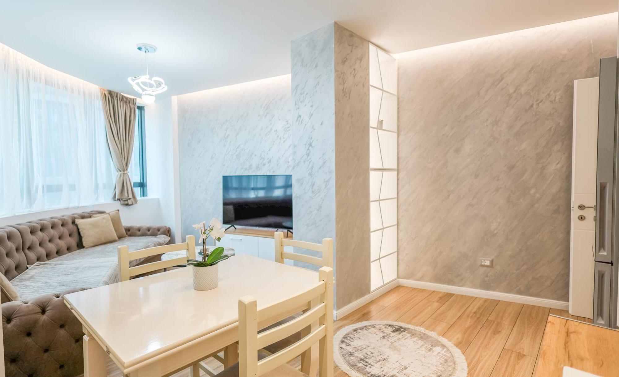 Premium Apartment In The Center Тирана Екстер'єр фото